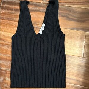 Madewell Sweater v neck tank size small‎ black (0728)